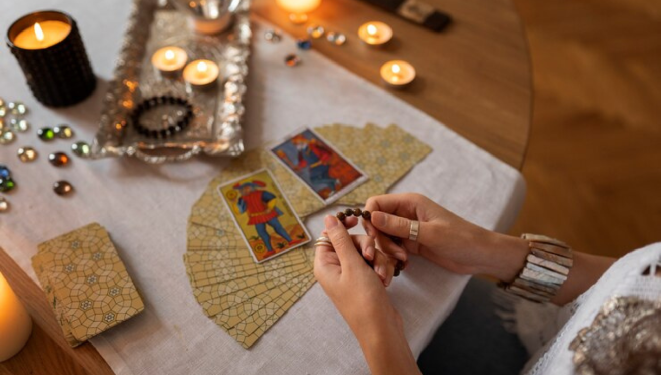 Tarot Card Session with Master Komal Malani